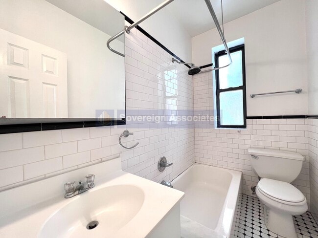 Floorplan - 105 Pinehurst Avenue