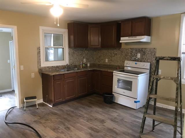 Building Photo - 413 Augusta St