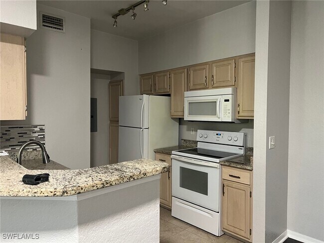 Building Photo - 23500 Walden Center Dr