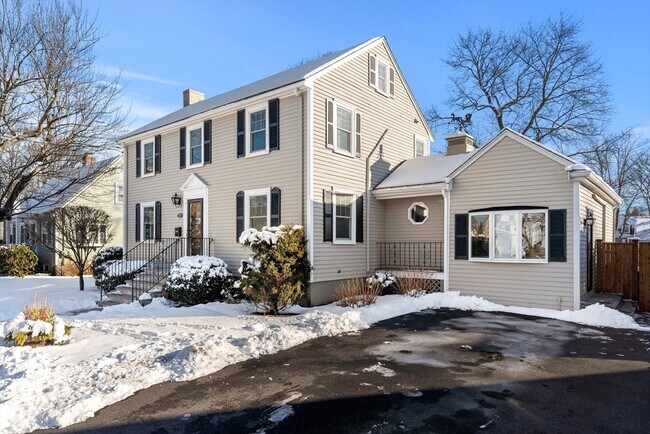 Building Photo - 55 Aborn Ave