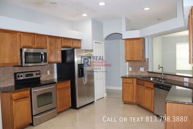 Building Photo - 452 Westchester Hills Ln