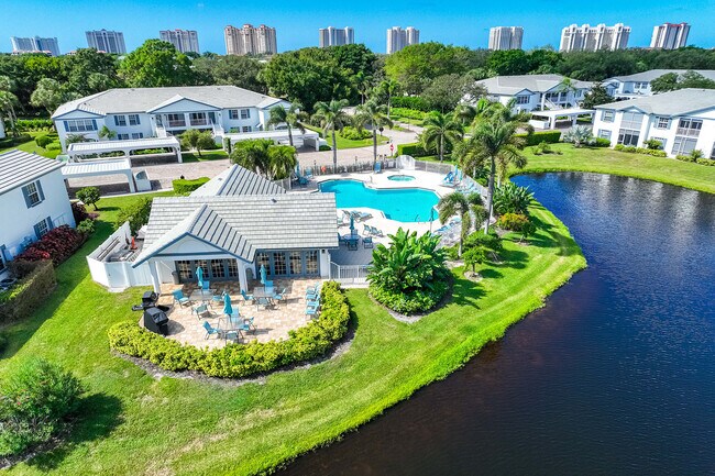 Building Photo - 886 Tanbark Dr