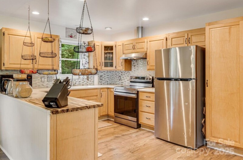 Building Photo - 4155 Turnpike Rd