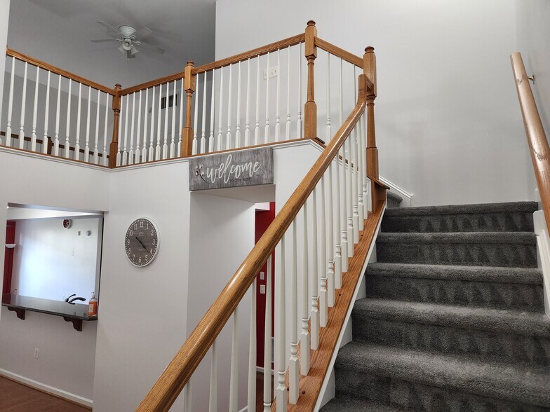 Building Photo - 6301 Lydia Hollow Dr