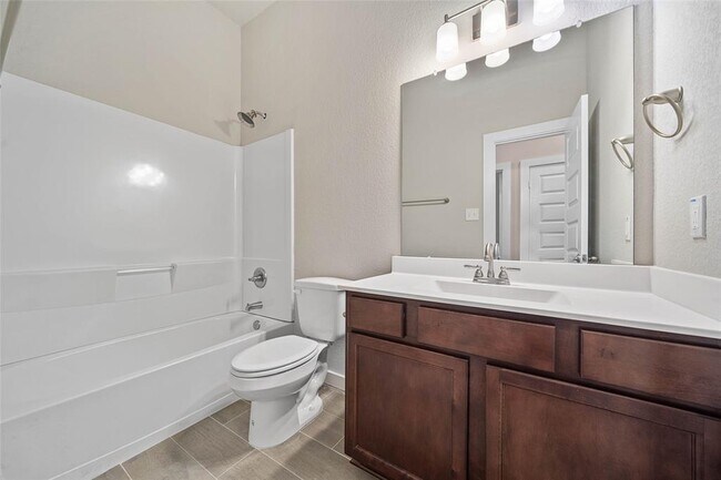 Building Photo - 9732 Grosbeak Ln