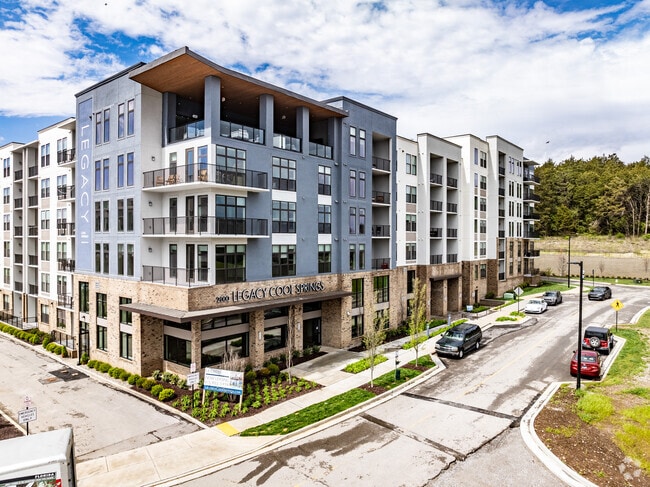 Building Photo - Legacy Cool Springs