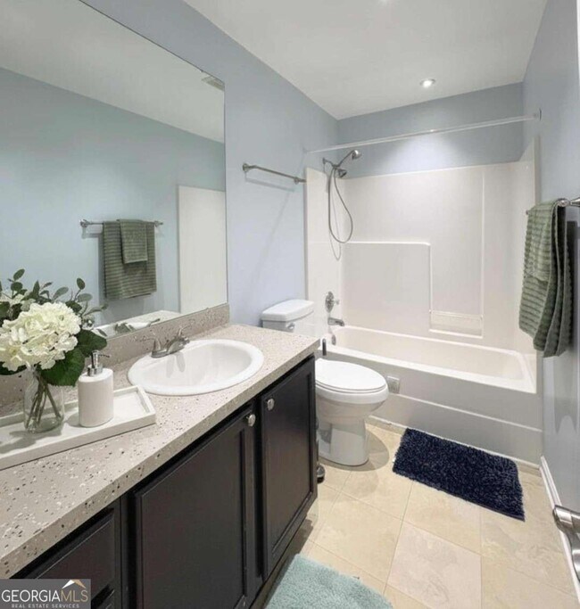 Building Photo - 105 Juliana Pl