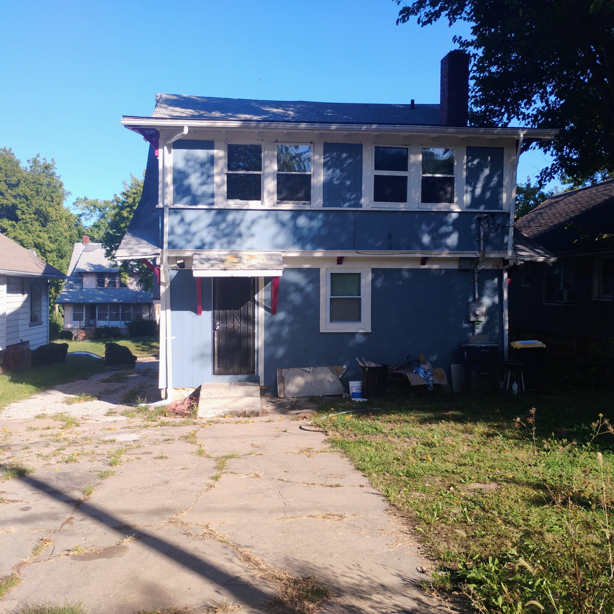 Building Photo - 2914 Bales Ave