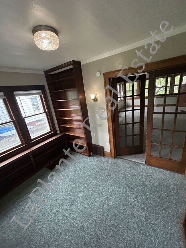 Building Photo - Beautiful 4 Bedroom Home for Rent