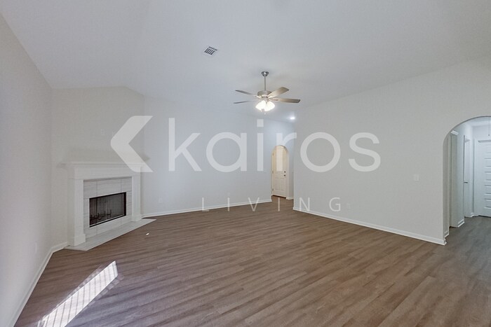 Building Photo - 251 Magnolia Dr