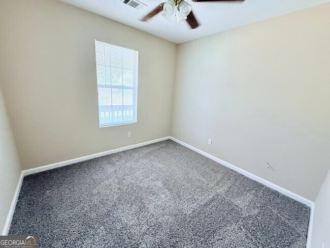 Building Photo - 301 Stony Brook Cir