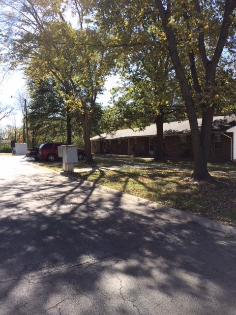 Primary Photo - Grundy Apartments