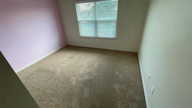 Building Photo - 307 Camellia Dr