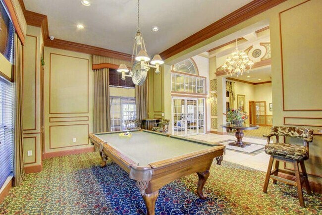 Building Photo - 1000 Scotia Dr