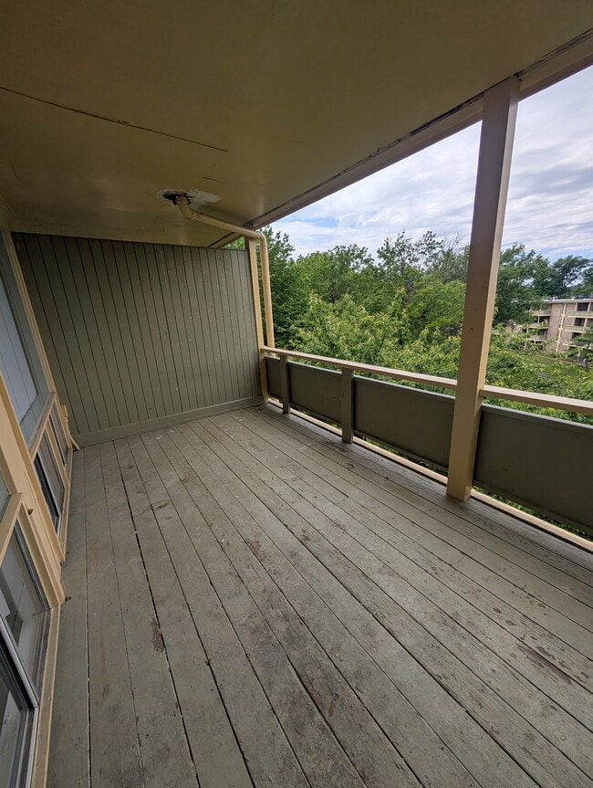 Building Photo - 7232 Donnell Pl