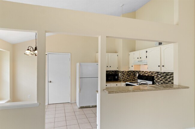 Building Photo - 24206 Running Iron Dr