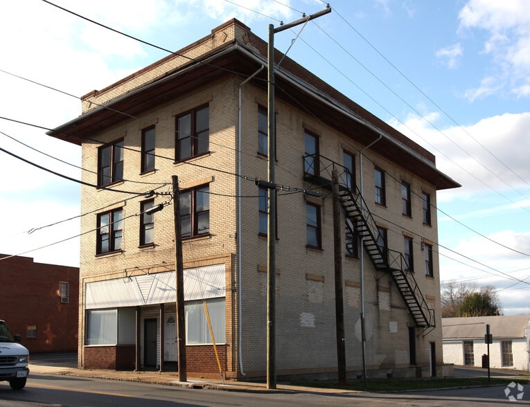 Primary Photo - The Humbles Building Apartments