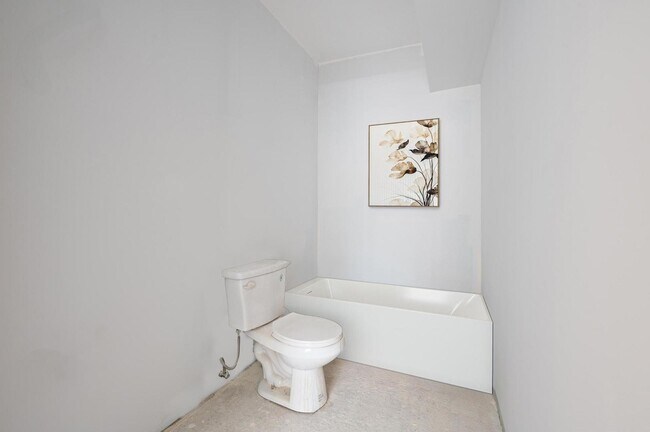 Building Photo - 5934 N Winthrop Ave