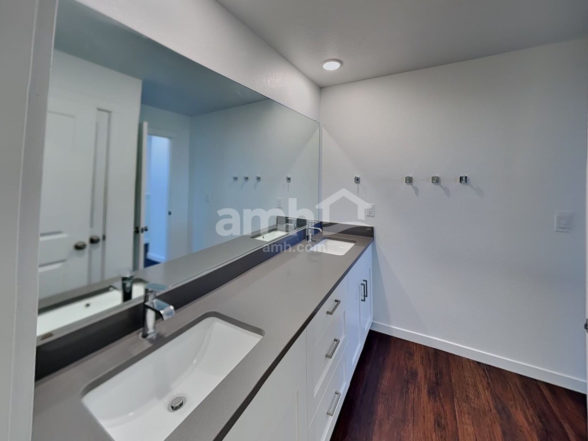 Building Photo - 23584 E 2nd Pl