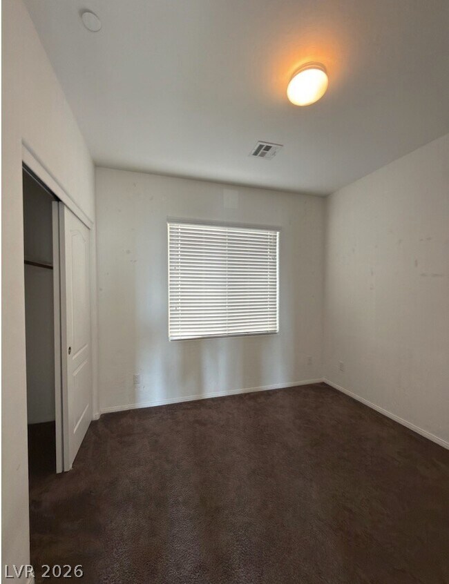 Building Photo - 1074 Valley Light Ave