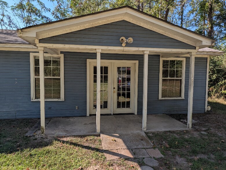 Primary Photo - 10607 FM 2767