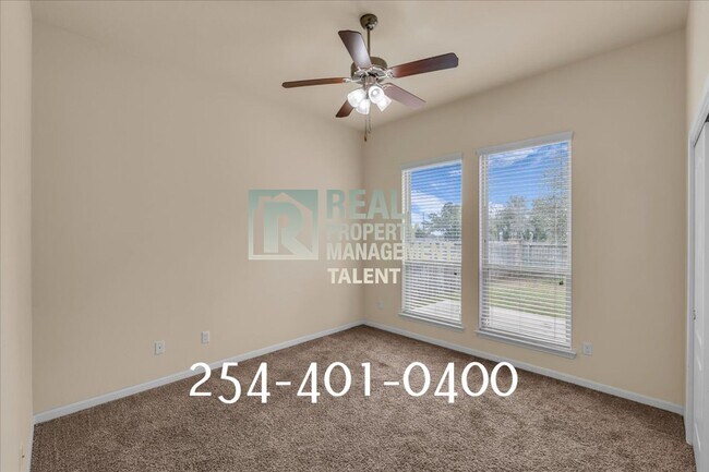 Building Photo - 10307 Bryson Dr