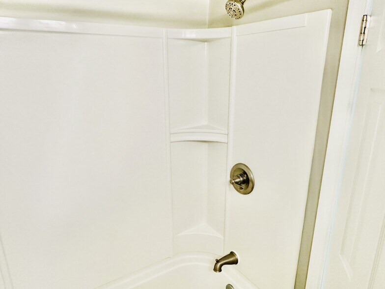 Building Photo - 2006 15th St NW