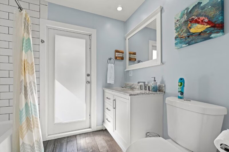 Building Photo - 306 SW 11th Ave