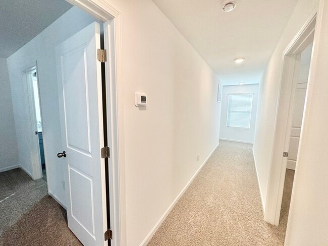 Building Photo - BRAND NEW 3bd/2.5 BATH HOME- Kensington Co...