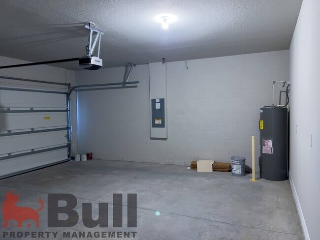 Building Photo - 5276 Luke Hammock St