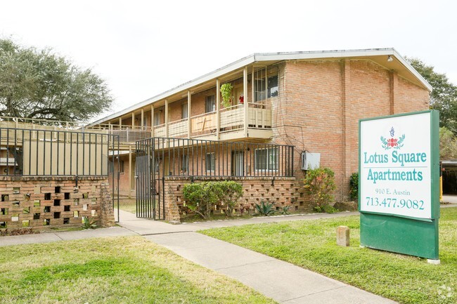 Primary Photo - Lotus Square Apartments