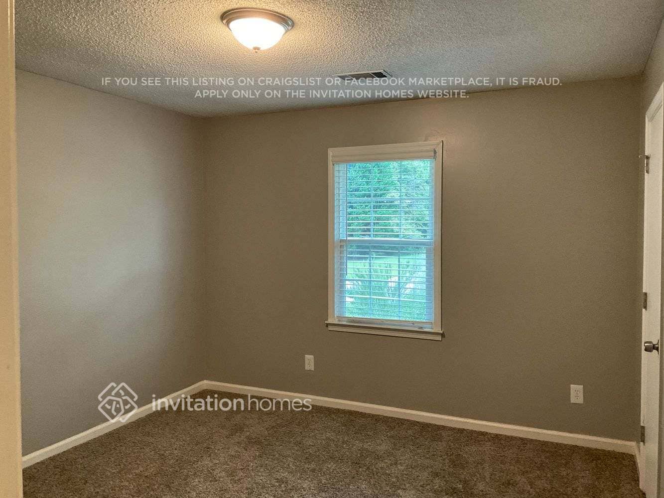 Building Photo - 4145 Fox Chase Dr