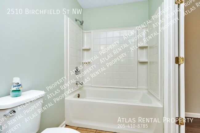 Building Photo - 2510 Birchfield St NW