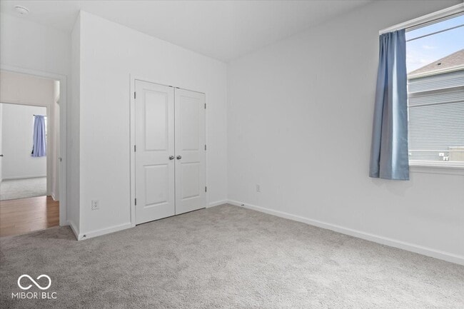 Building Photo - 2285 Pne Vly Dr