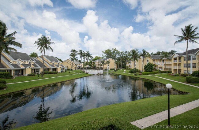 Building Photo - 6300 La Costa Dr