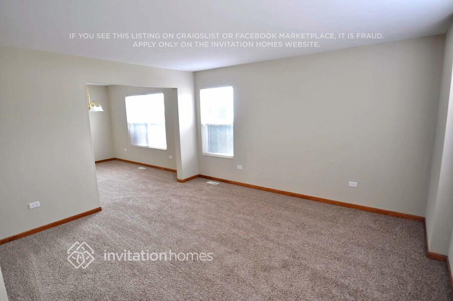 Building Photo - 1420 Lily Cache Ln