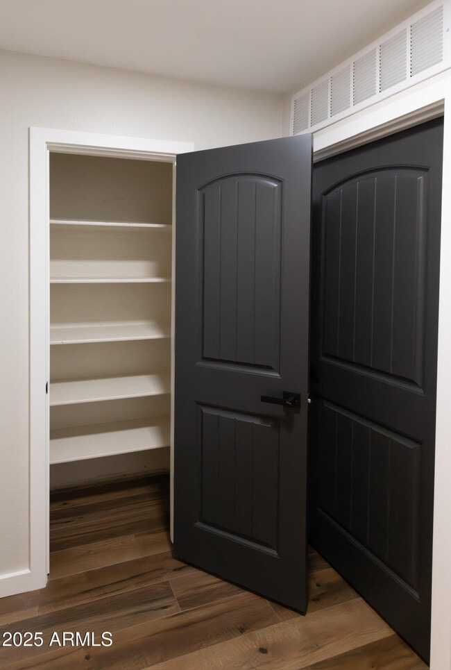 Building Photo - 26603 N 75th Dr