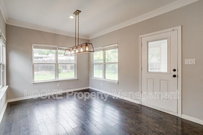 Building Photo - 5100 Curzon Ave