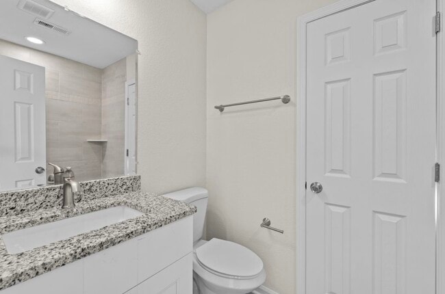 Building Photo - Jackson