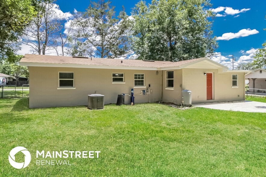 Building Photo - 52 Community Dr