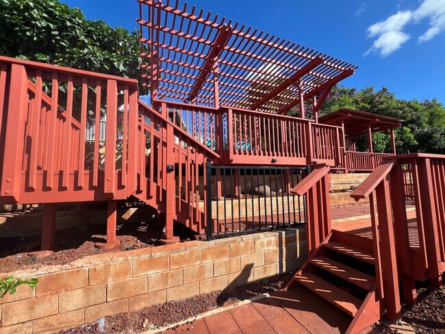 Building Photo - 348ADA