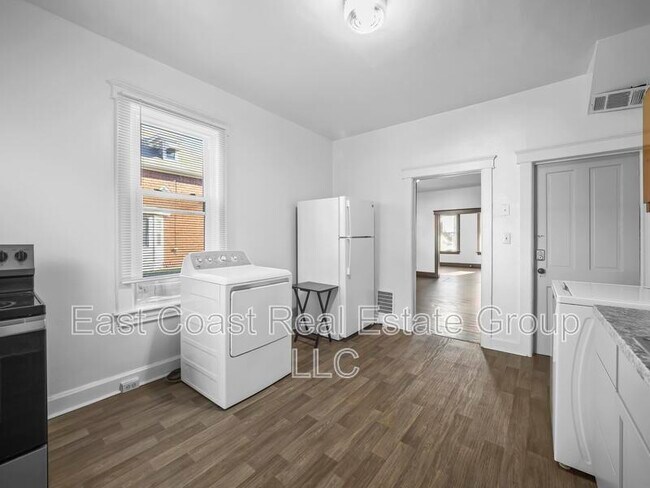 Building Photo - 111 West Side Ave