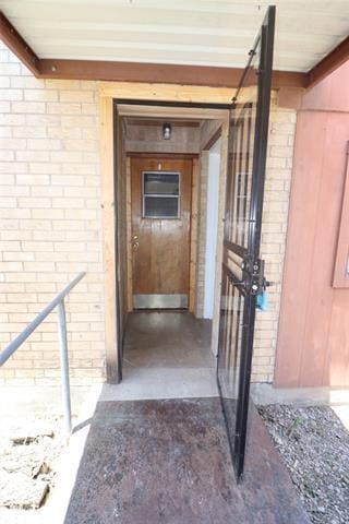 Building Photo - 1010 E Reno Rd