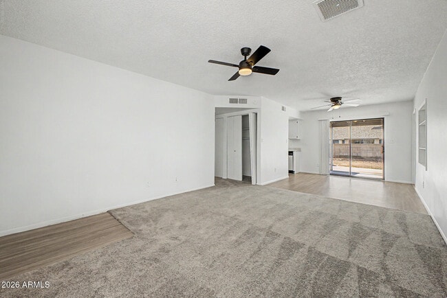 Building Photo - 10719 W Vista Ave