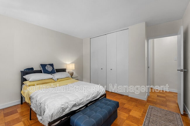 Building Photo - 1260 21st St NW