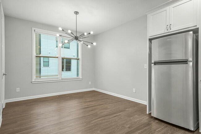 Building Photo - 772 Aerial Way