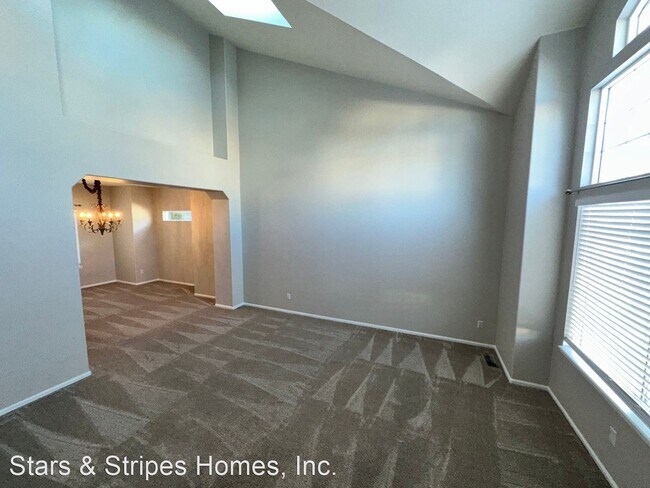 Building Photo - 4 br, 2.5 bath House - 19014 E. Prentice C...