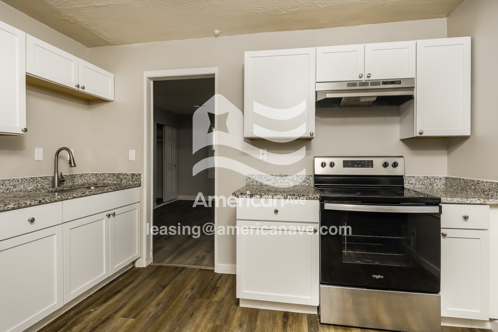 Building Photo - 1107 Tennyson Ave