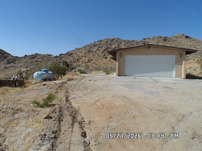 Building Photo - 25676 Flathead Rd