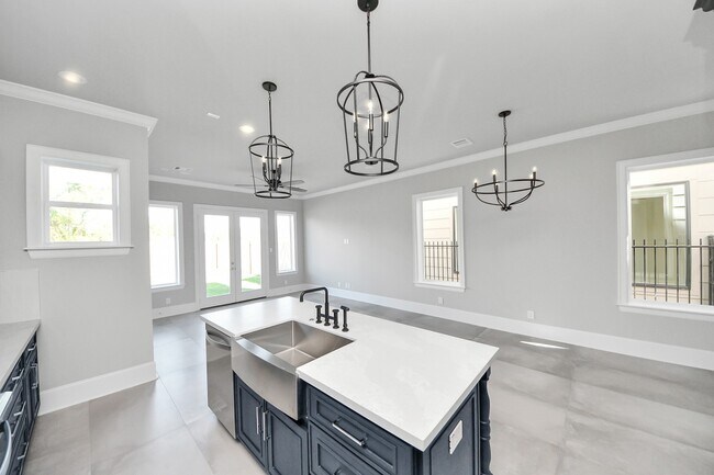 Building Photo - 6322 Milwee St